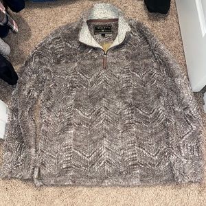 True grit pullover